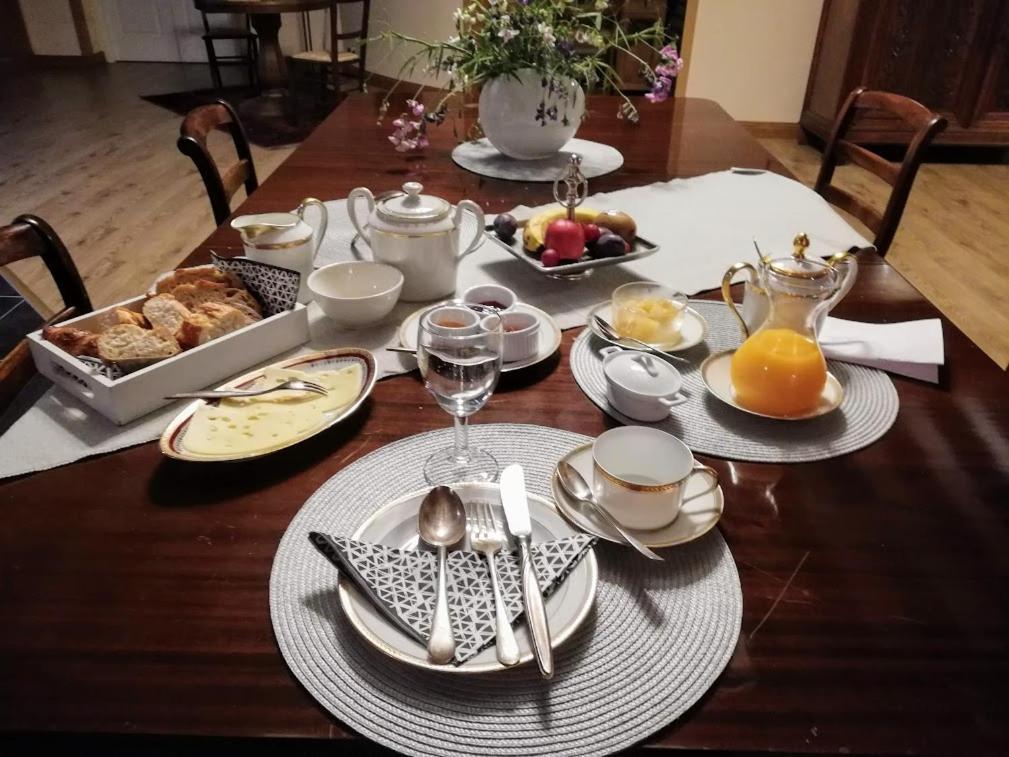 Le Domaine Des Platanes Acomodação com café da manhã Bourg-Charente Exterior foto