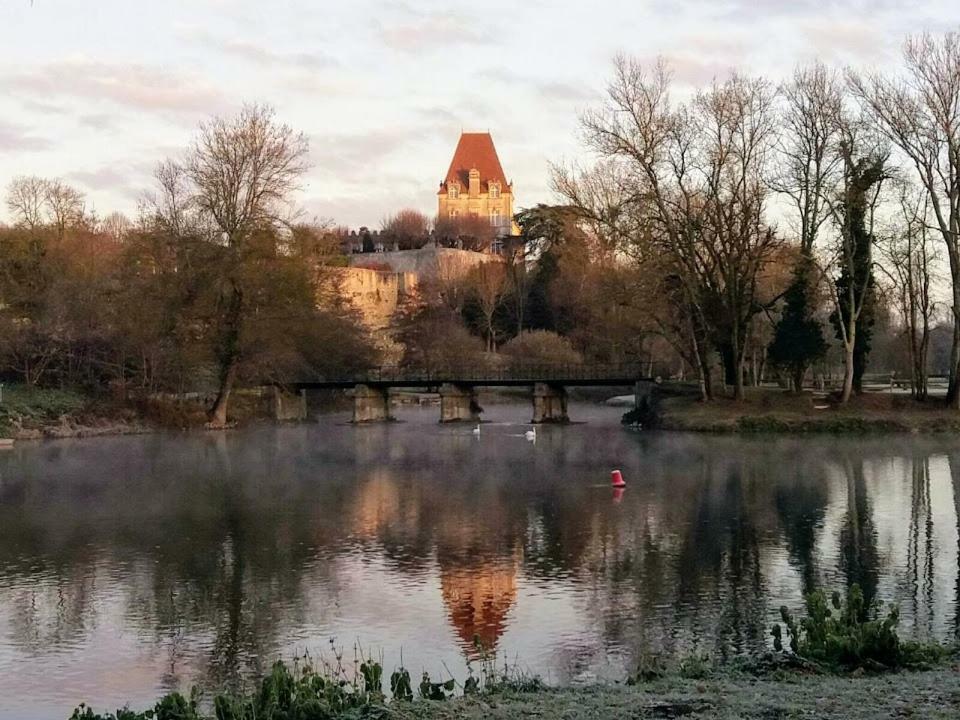 Le Domaine Des Platanes Acomodação com café da manhã Bourg-Charente Exterior foto